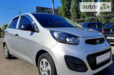 Хэтчбек Kia Picanto 2014 в Чернигове