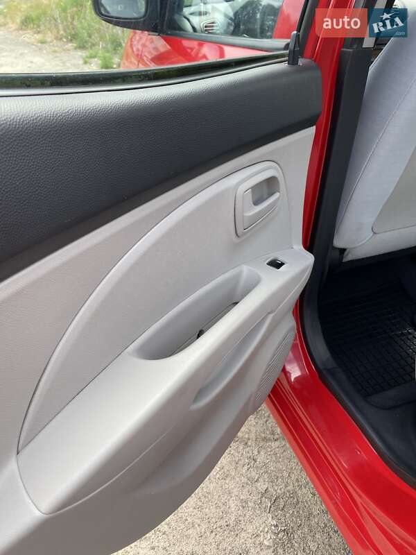 Хэтчбек Kia Picanto 2008 в Киеве фото 11 Хэтчбек Kia Picanto 2008 в Киеве