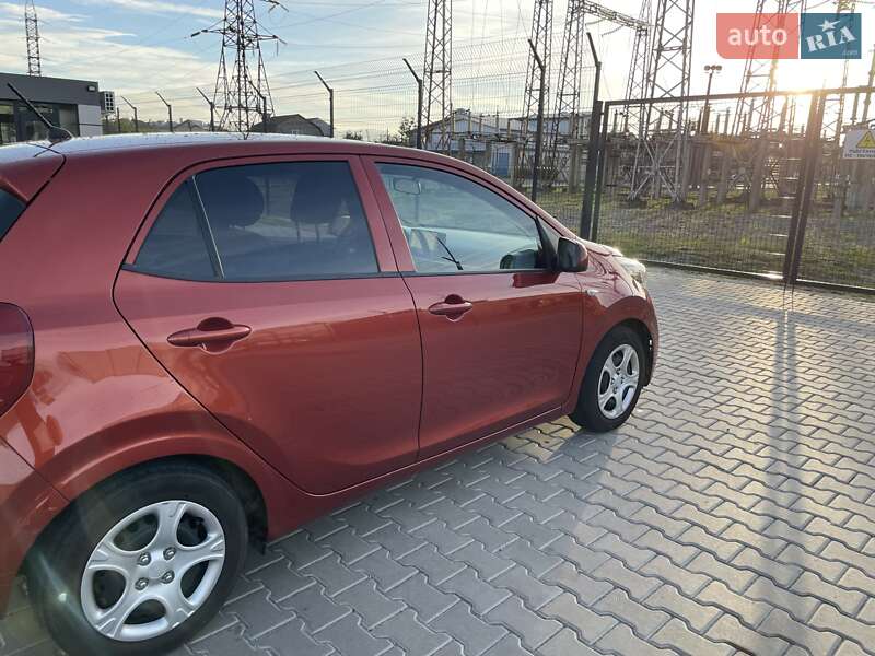 Хэтчбек Kia Picanto 2017 в Ивано-Франковске