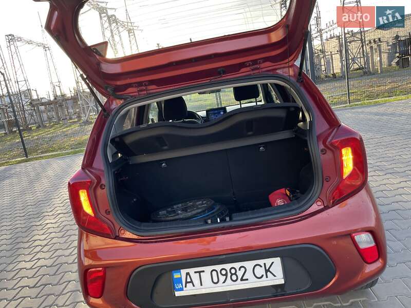 Хэтчбек Kia Picanto 2017 в Ивано-Франковске