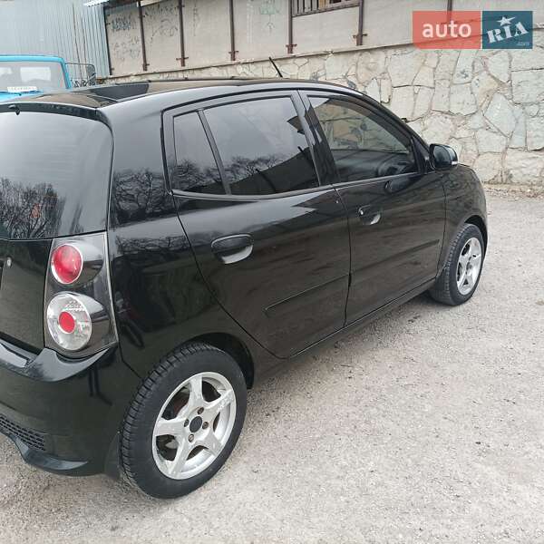 Хэтчбек Kia Picanto 2011 в Каменец-Подольском фото 4 Хэтчбек Kia Picanto 2011 в Каменец-Подольском