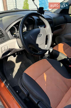 Хэтчбек Kia Picanto 2008 в 