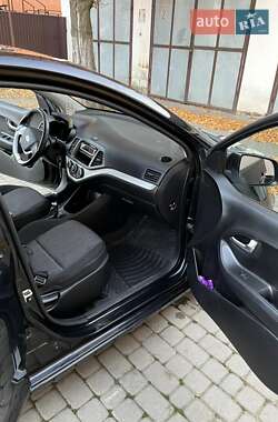 Хэтчбек Kia Picanto 2012 в 