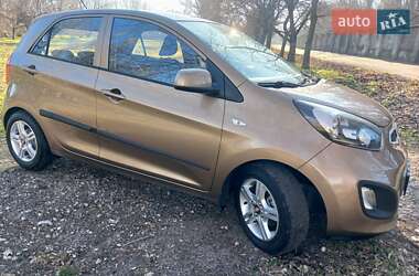 Хэтчбек Kia Picanto 2011 в 