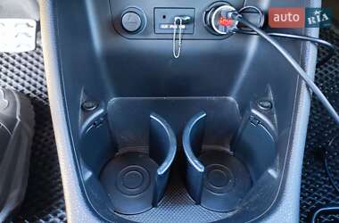 Хэтчбек Kia Picanto 2011 в 
