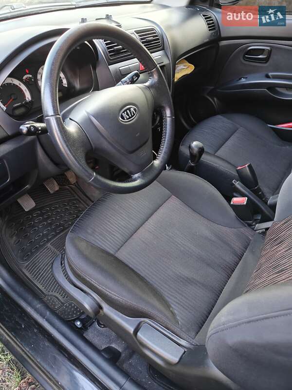 Хетчбек Kia Picanto 2009 в Глобиному фото 8 Хетчбек Kia Picanto 2009 в Глобиному