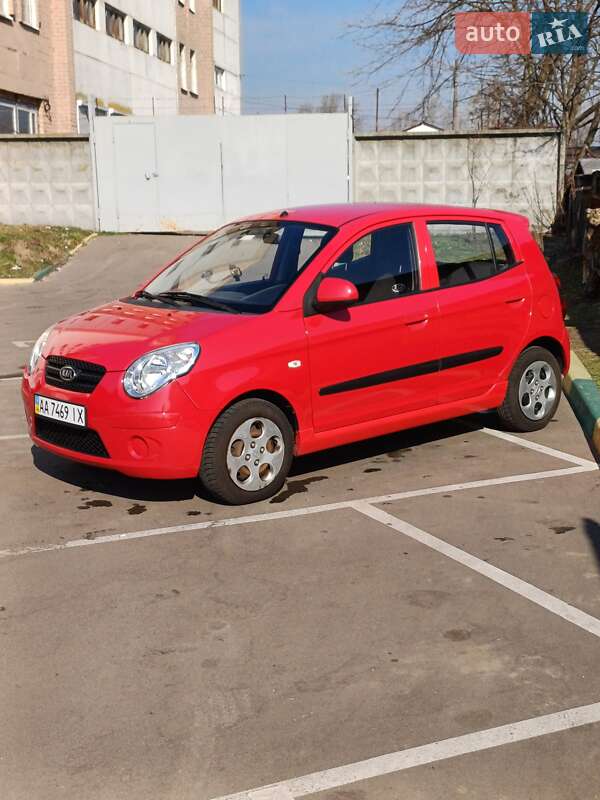 Хэтчбек Kia Picanto 2010 в 