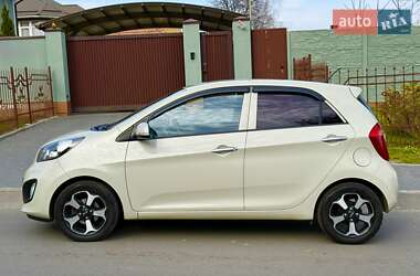 Хетчбек Kia Picanto 2012 в 