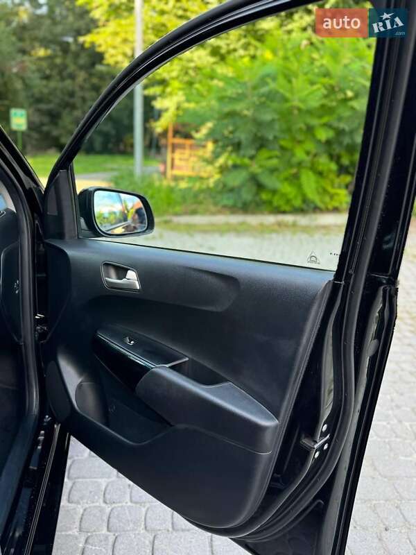 Хэтчбек Kia Picanto 2022 в Львове