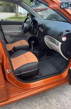 Хетчбек Kia Picanto 2008 в 
