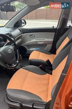 Хетчбек Kia Picanto 2008 в 