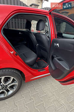 Хэтчбек Kia Picanto 2021 в 