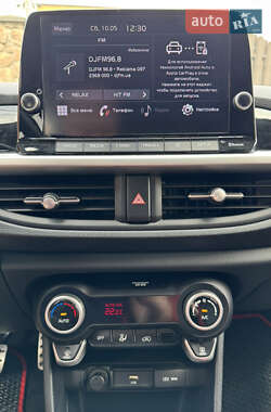 Хэтчбек Kia Picanto 2021 в 