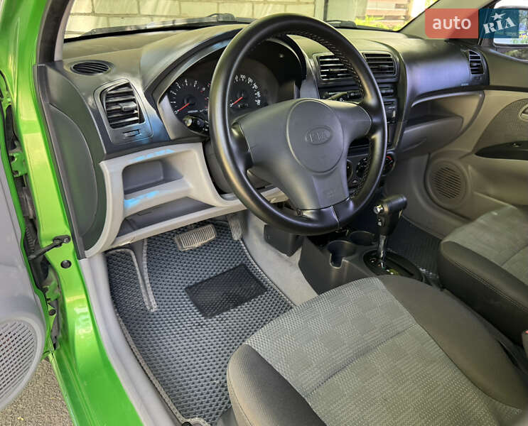 Хетчбек Kia Picanto 2007 в Дніпрі