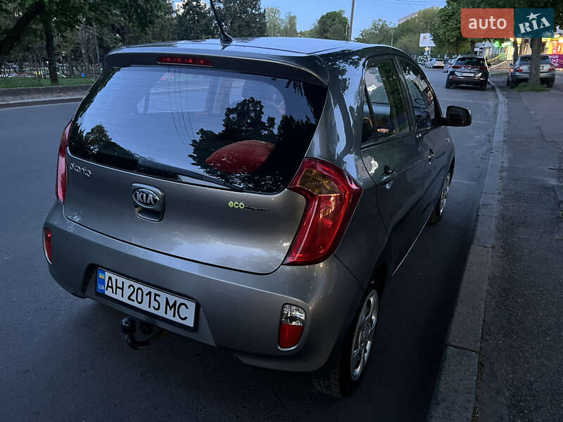 Хетчбек Kia Picanto 2012 в Чернігові