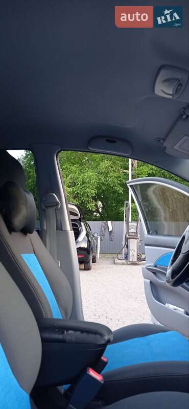 Хетчбек Kia Picanto 2004 в Івано-Франківську фото 15 Хетчбек Kia Picanto 2004 в Івано-Франківську