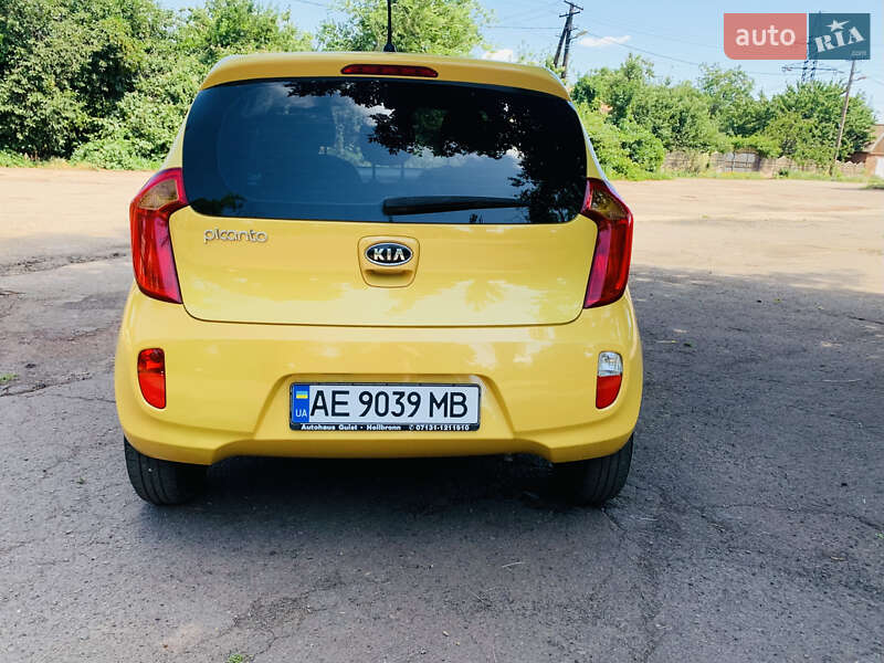 Хэтчбек Kia Picanto 2011 в Кривом Роге