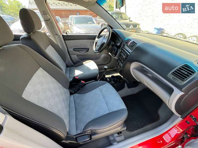 Хетчбек Kia Picanto 2006 в Коломиї фото 17 Хетчбек Kia Picanto 2006 в Коломиї