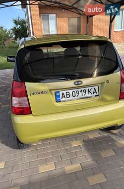 Хэтчбек Kia Picanto 2007 в 