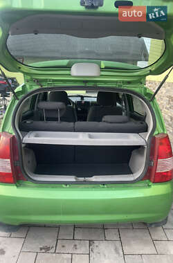 Хэтчбек Kia Picanto 2007 в 