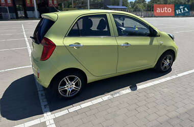 Хэтчбек Kia Picanto 2012 в 