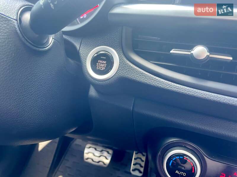 Хэтчбек Kia Picanto 2020 в Киеве фото 28 Хэтчбек Kia Picanto 2020 в Киеве