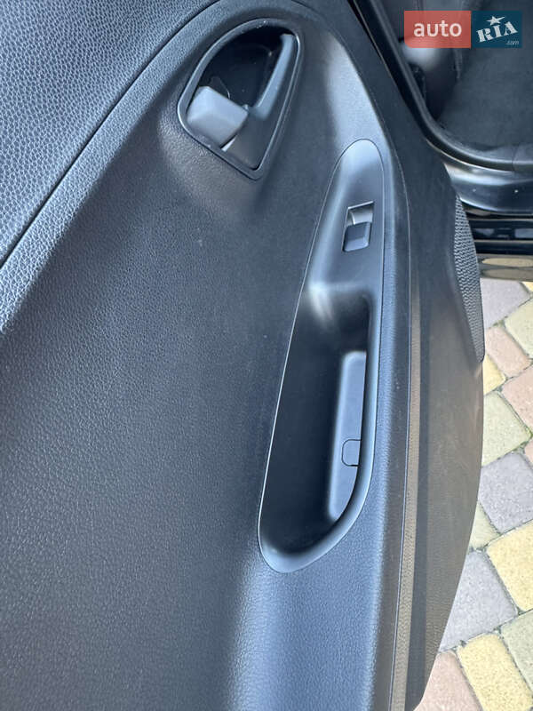 Хэтчбек Kia Picanto 2013 в Житомире