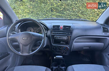 Хэтчбек Kia Picanto 2006 в 