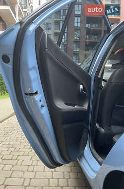 Хэтчбек Kia Picanto 2012 в 