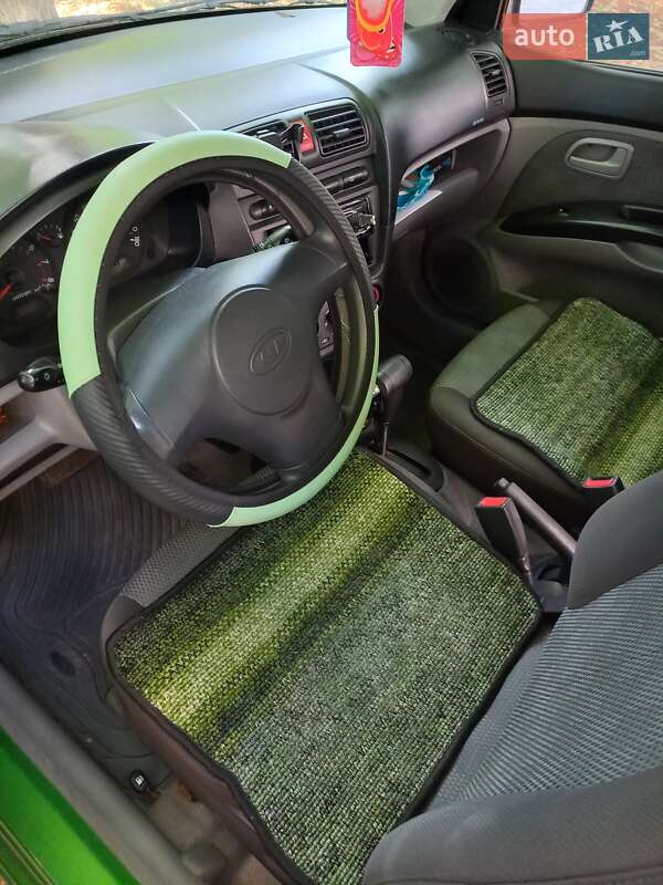 Хэтчбек Kia Picanto 2007 в Десне