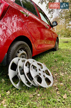 Хетчбек Kia Picanto 2016 в 