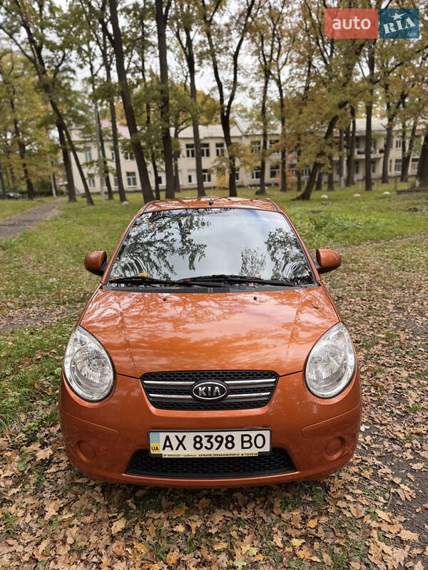 Хэтчбек Kia Picanto 2008 в 