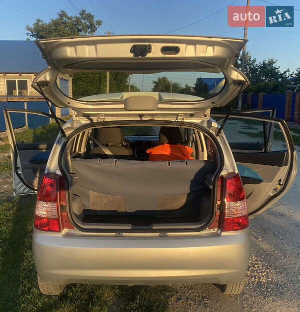 Хетчбек Kia Picanto 2005 в Кам'янець-Подільському фото 33 Хетчбек Kia Picanto 2005 в Кам'янець-Подільському