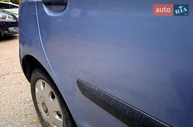 Хетчбек Kia Picanto 2005 в  фото 5 Хетчбек Kia Picanto 2005 в