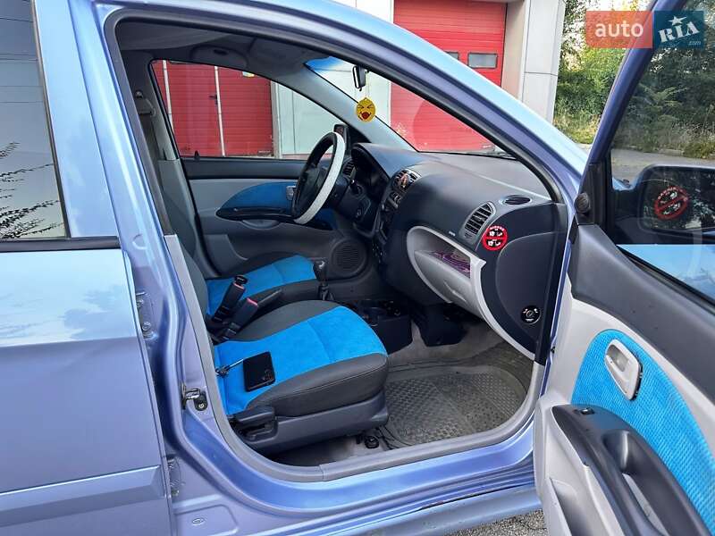 Хэтчбек Kia Picanto 2006 в Запорожье фото 24 Хэтчбек Kia Picanto 2006 в Запорожье