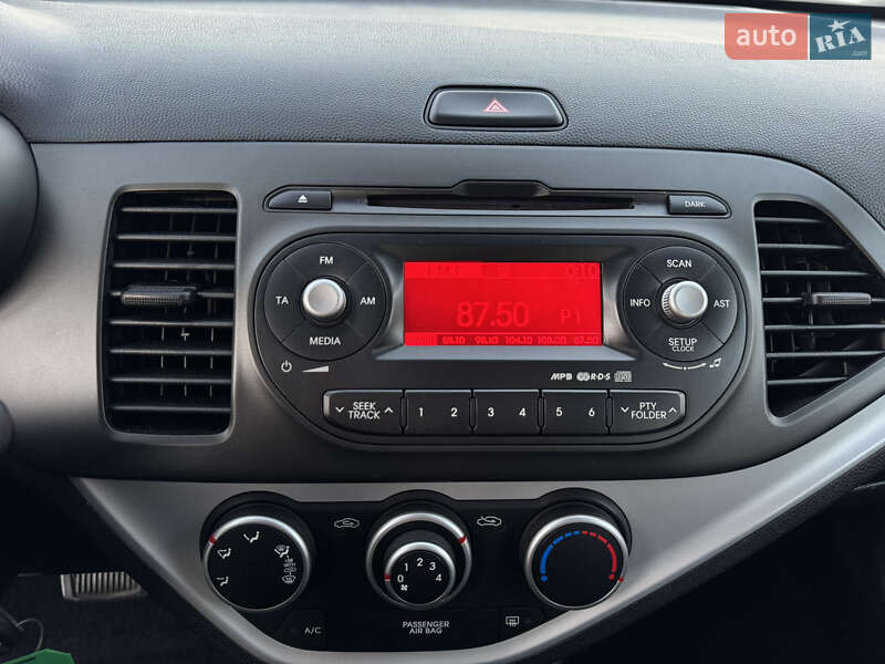 Хетчбек Kia Picanto 2013 в Бердичеві