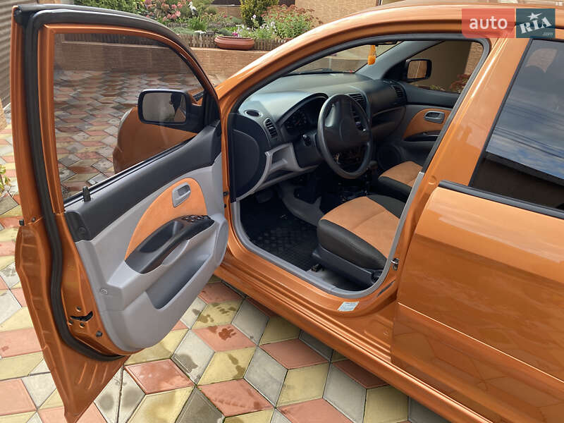 Хэтчбек Kia Picanto 2006 в Одессе фото 8 Хэтчбек Kia Picanto 2006 в Одессе