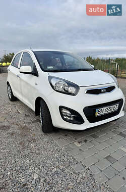 Хетчбек Kia Picanto 2014 в Южному Хетчбек Kia Picanto 2014 в Южному