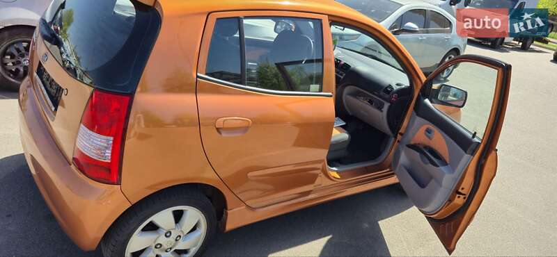Хетчбек Kia Picanto 2005 в Києві фото 2 Хетчбек Kia Picanto 2005 в Києві
