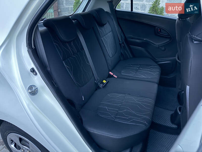 Хэтчбек Kia Picanto 2013 в Житомире фото 37 Хэтчбек Kia Picanto 2013 в Житомире