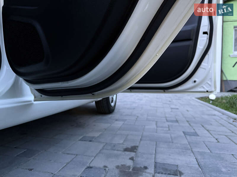 Хэтчбек Kia Picanto 2013 в Житомире фото 66 Хэтчбек Kia Picanto 2013 в Житомире