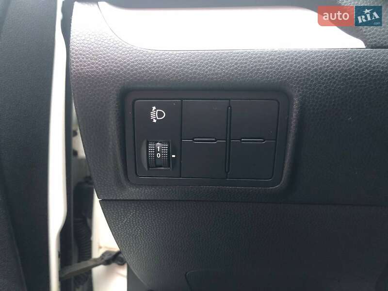 Хетчбек Kia Picanto 2011 в Києві фото 17 Хетчбек Kia Picanto 2011 в Києві