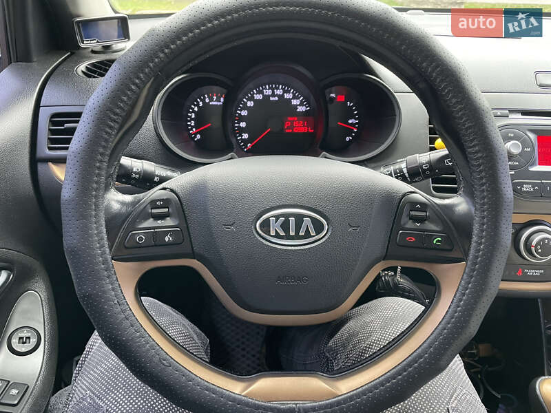 Хетчбек Kia Picanto 2011 в Черкасах