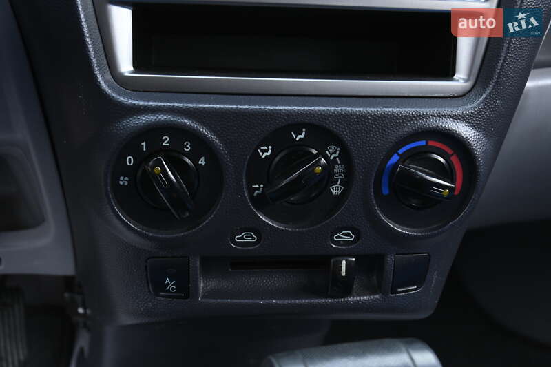 Хетчбек Kia Picanto 2005 в Бердичеві