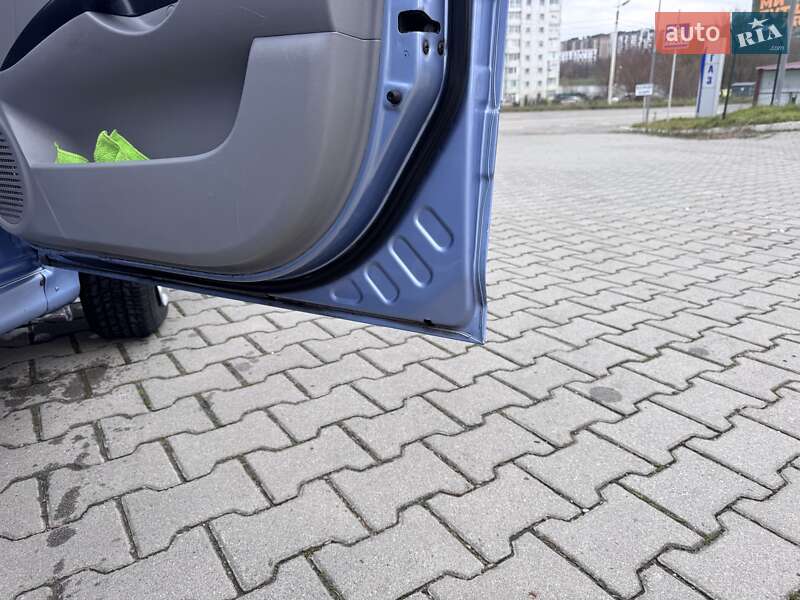 Хетчбек Kia Picanto 2006 в Хмельницькому