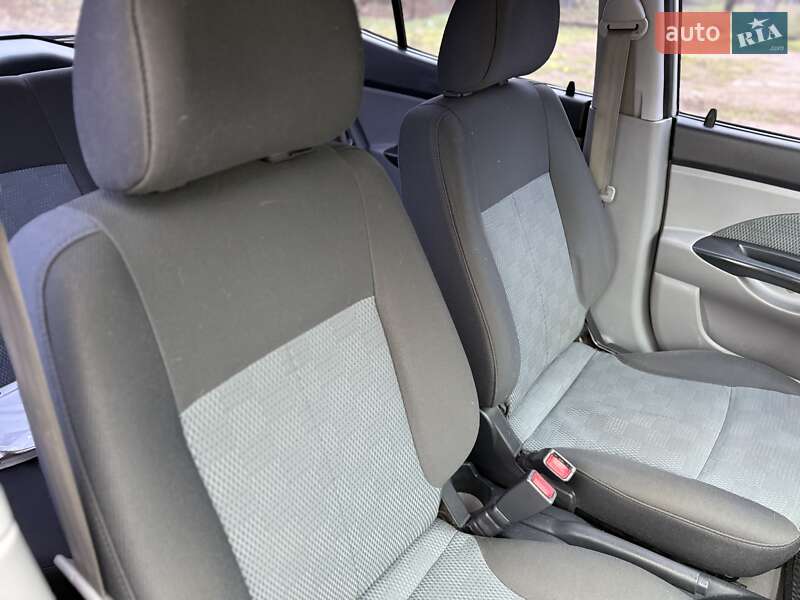 Хетчбек Kia Picanto 2006 в Кривому Розі фото 16 Хетчбек Kia Picanto 2006 в Кривому Розі