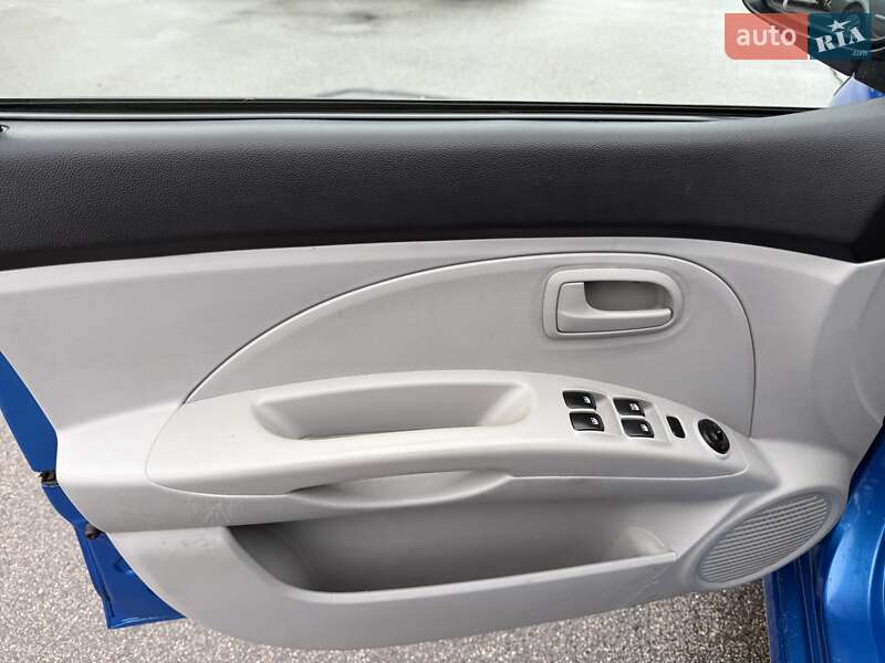 Хэтчбек Kia Picanto 2008 в Запорожье фото 8 Хэтчбек Kia Picanto 2008 в Запорожье