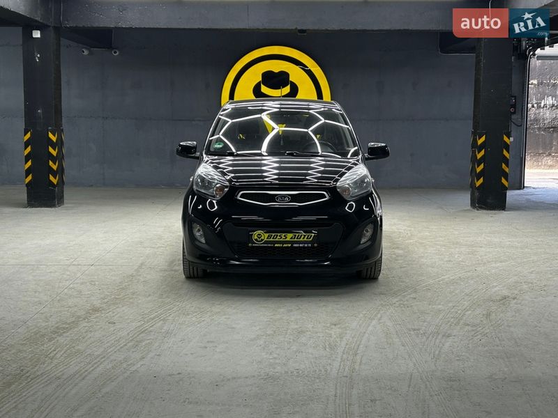 Хетчбек Kia Picanto 2012 в Чернівцях