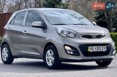 Хэтчбек Kia Picanto 2011 в Каменском