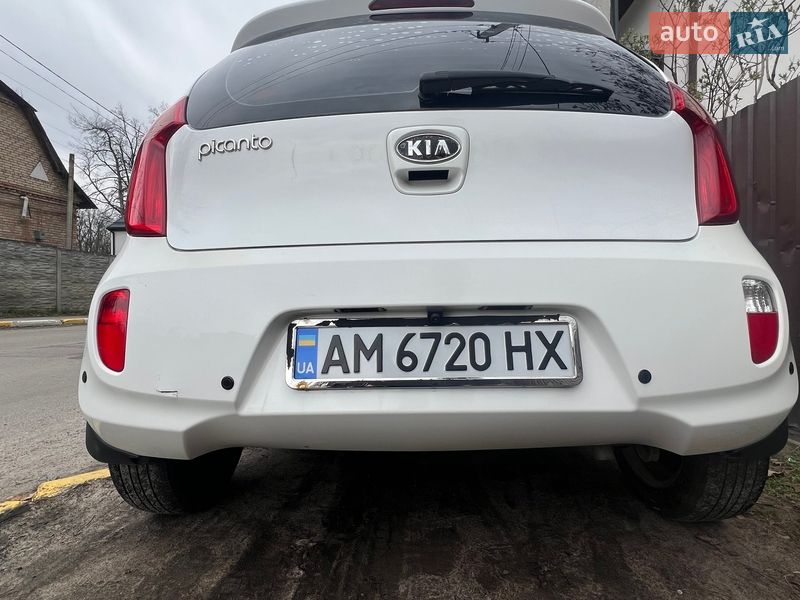 Хэтчбек Kia Picanto 2012 в Ирпене